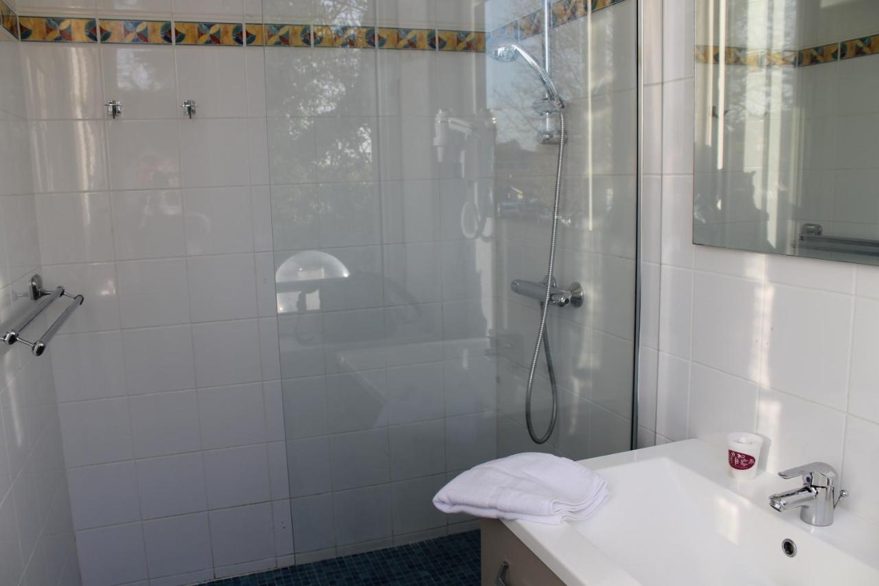 Hotel Du Centre Сустон Экстерьер фото